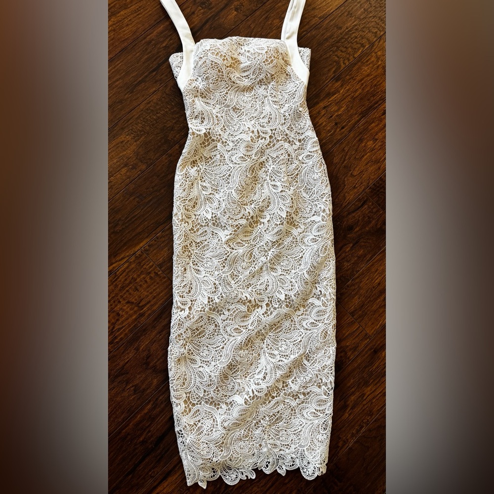 Elegant  Lace Dress in White
